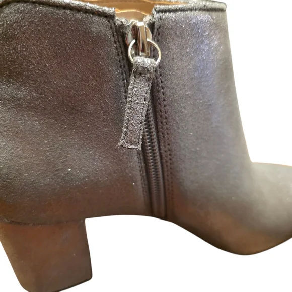 White House Black Market Harper Shimmering Silver Ankle Booties Size 8 1/2 - Picture 10 of 10